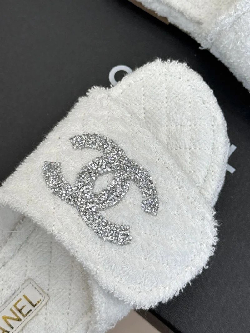 Chanel Slippers FreshLook 19738