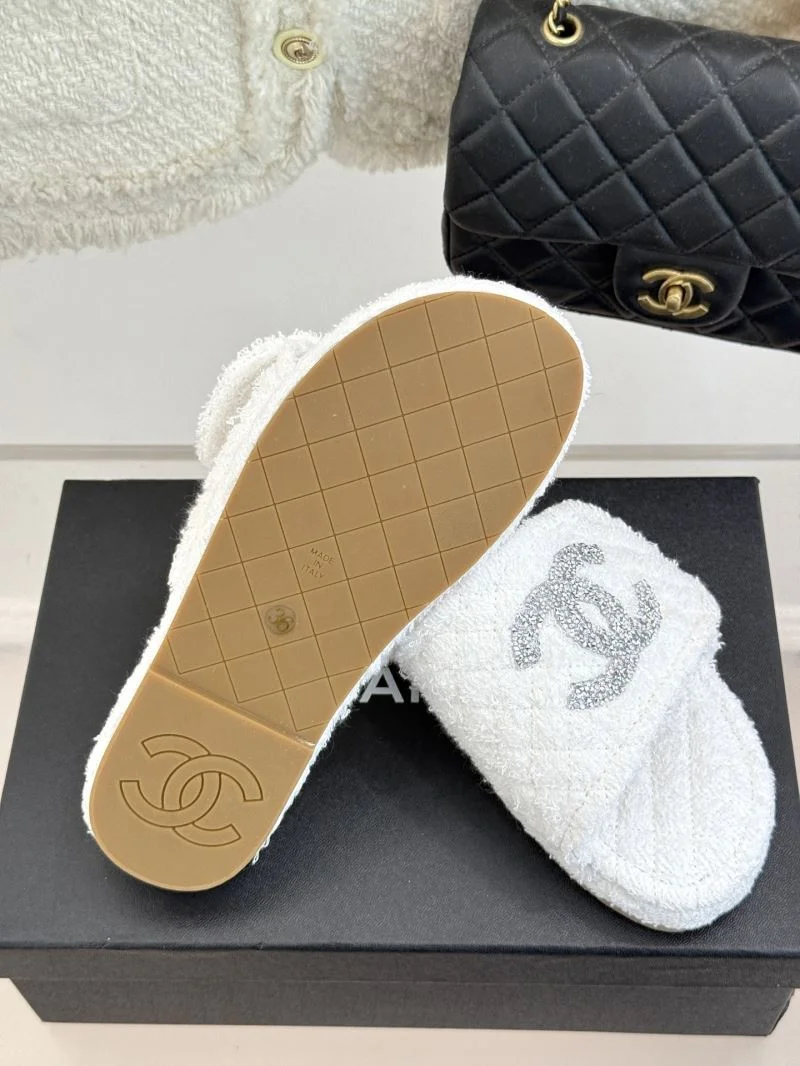 Chanel Slippers FreshLook 19738