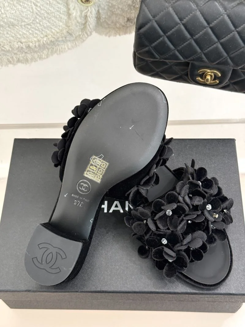 Chanel Slippers ZipUp 19726