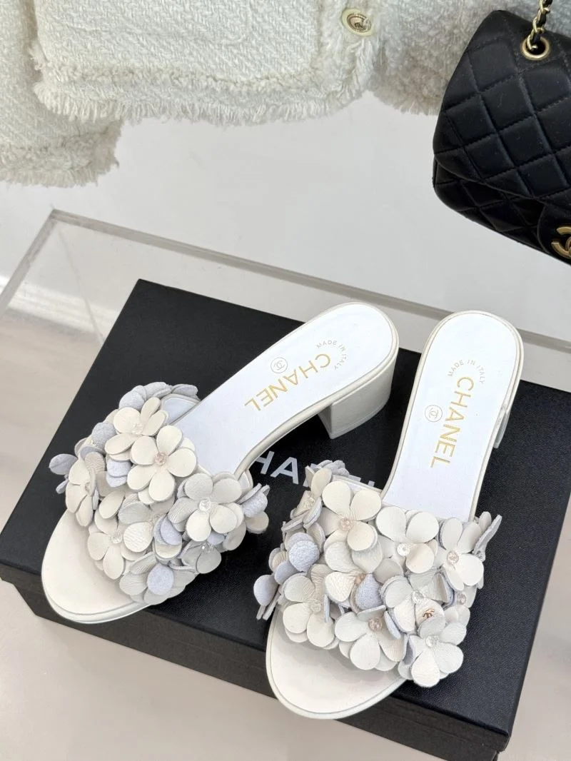 Chanel Slippers Sporty 19730