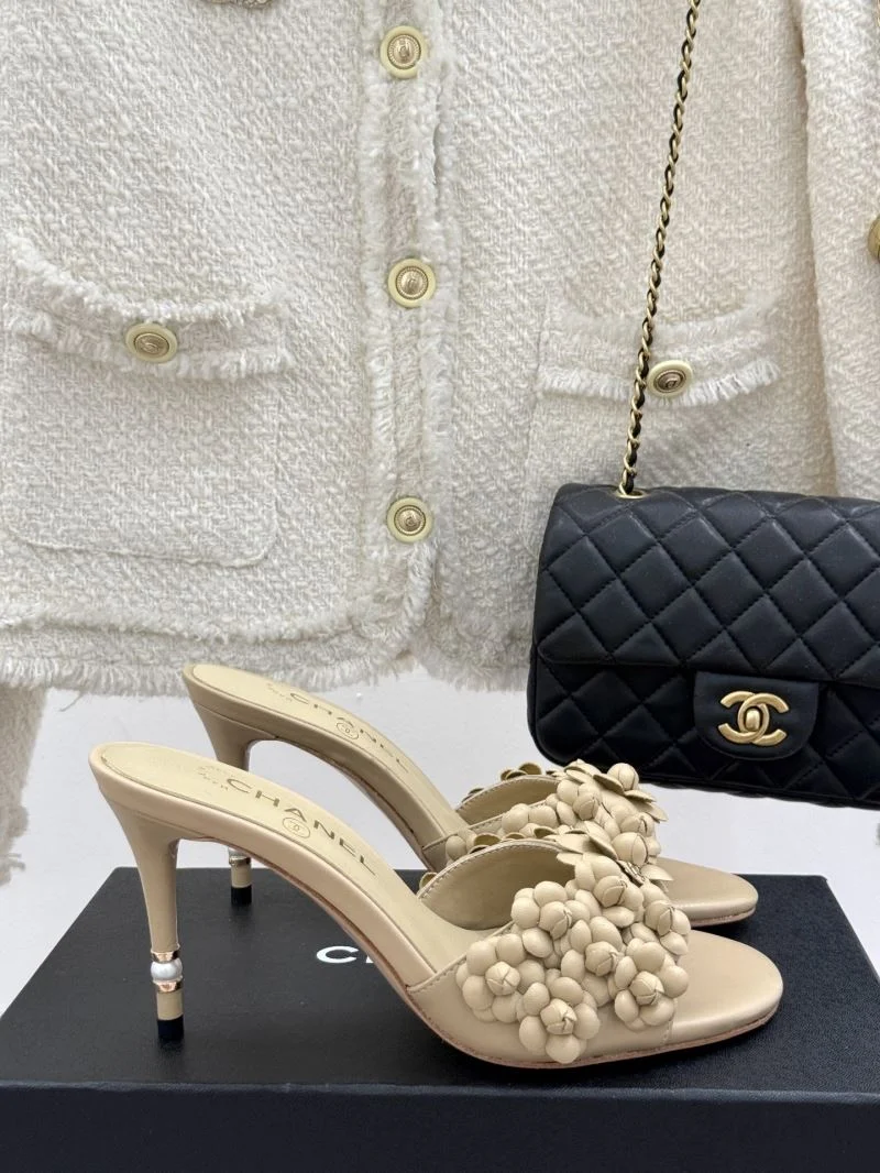 Chanel Slippers Sleek 19821