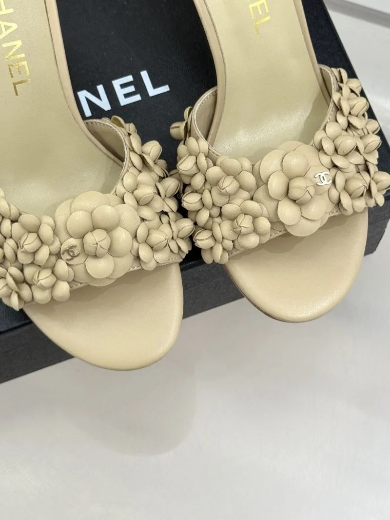 Chanel Slippers Sleek 19821