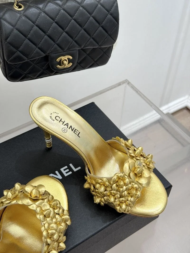 Chanel Slippers Sleek 19711