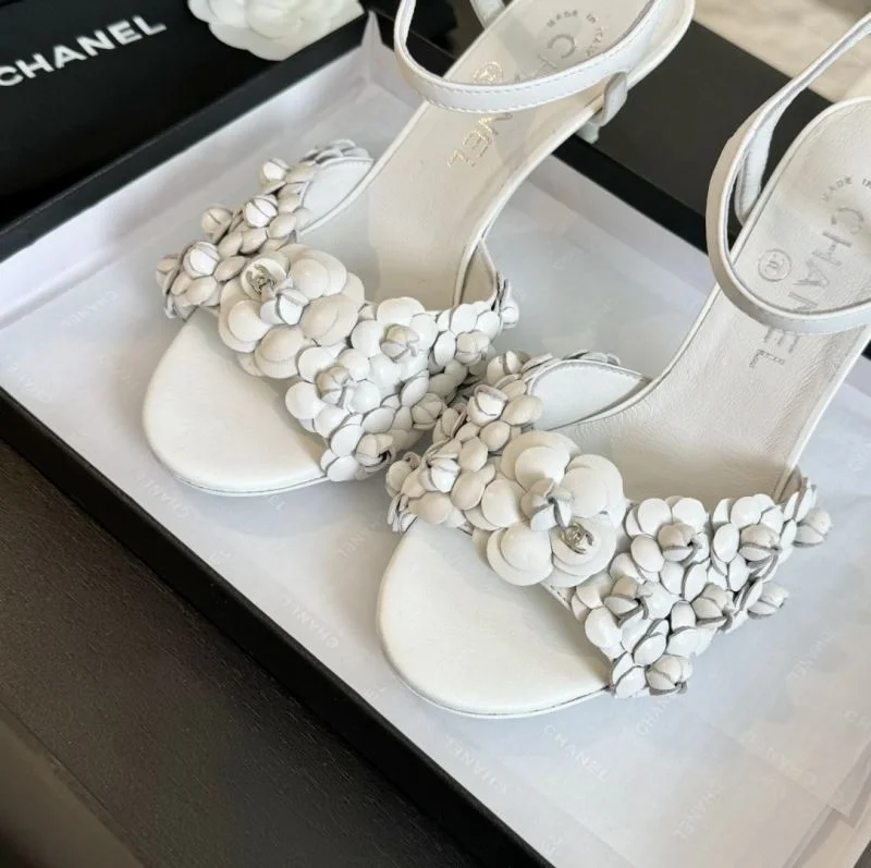 Stylish Chanel Slippers 19709