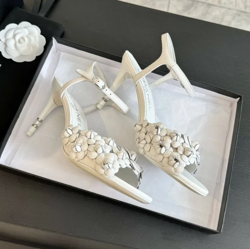 Stylish Chanel Slippers 19709