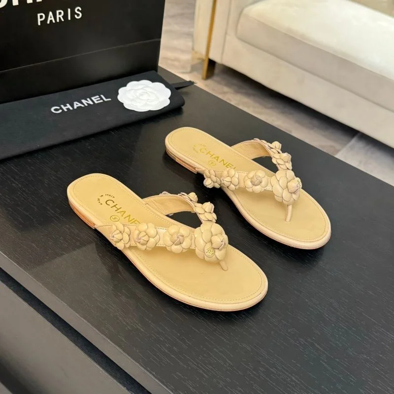 Classic Chanel Slippers 19710