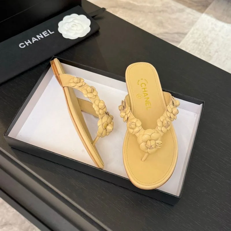 Classic Chanel Slippers 19710