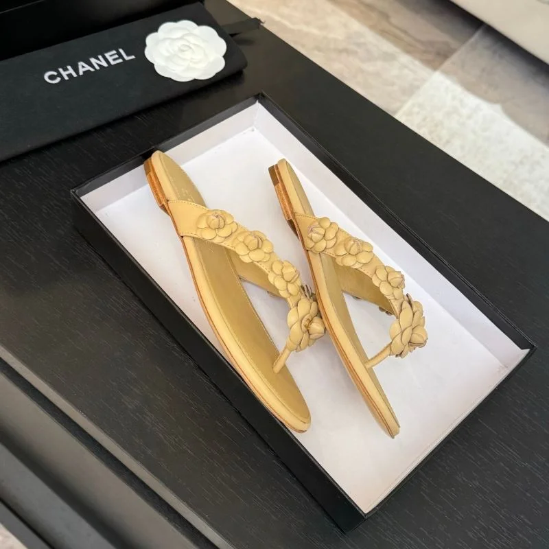 Classic Chanel Slippers 19710
