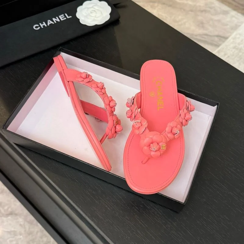 Vibrant Chanel Slippers 19744
