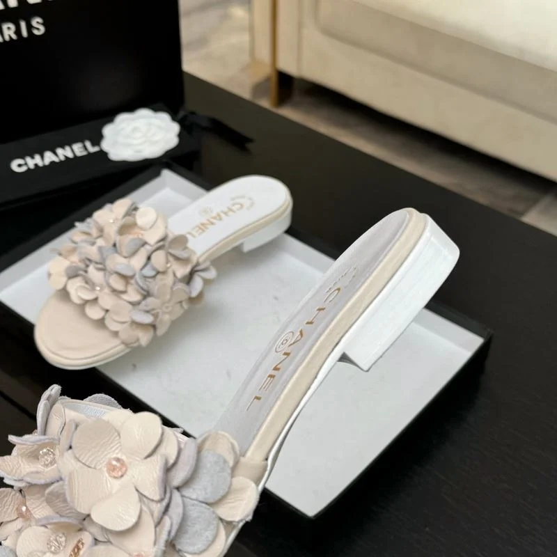 Chanel Slippers StreetReady 19698