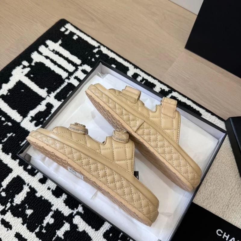 Minimalist Chanel Slippers 19692