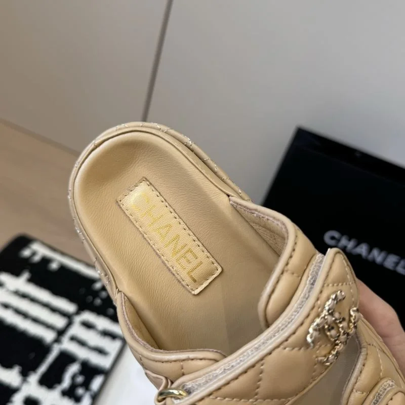 Minimalist Chanel Slippers 19692