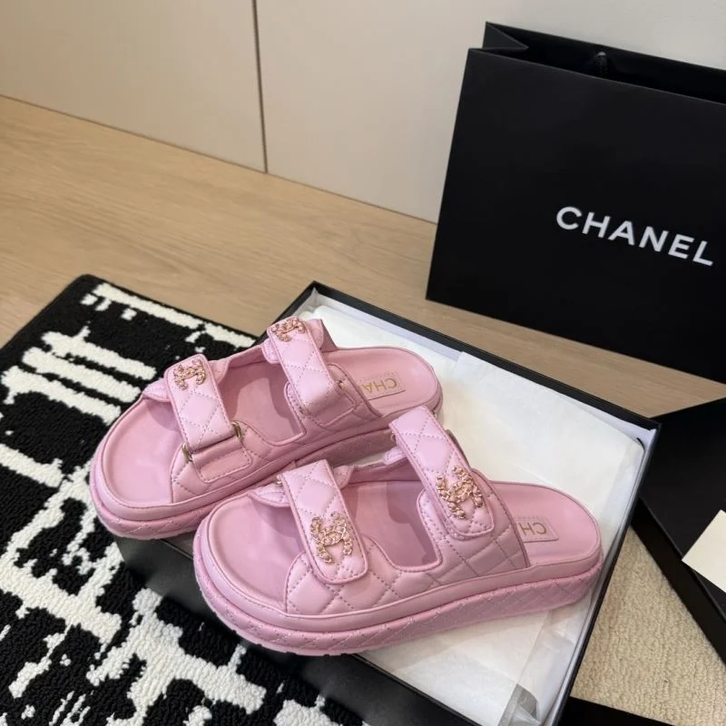 Seasonal Chanel Slippers 19685