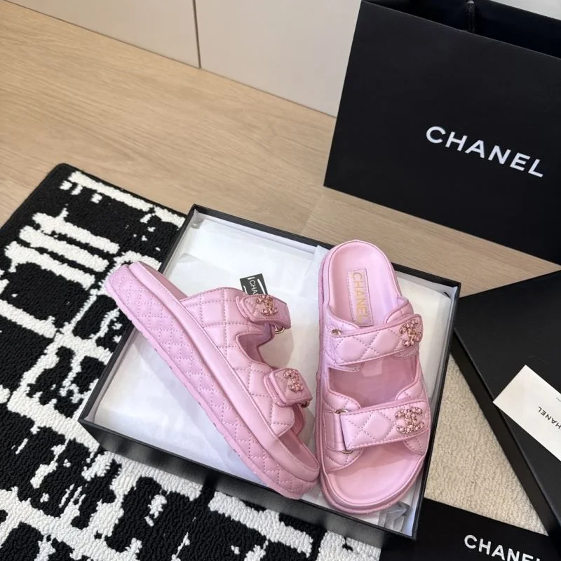 Seasonal Chanel Slippers 19685