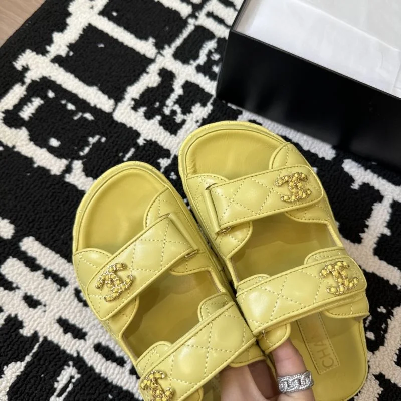 Chanel Slippers Attractive 19765