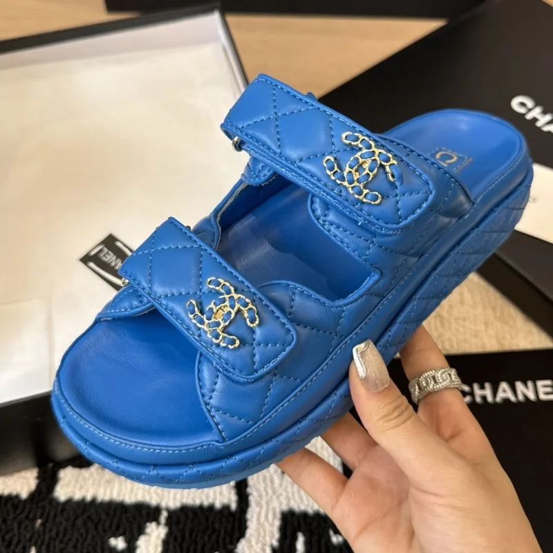 TechFriendly Chanel Slippers 19683