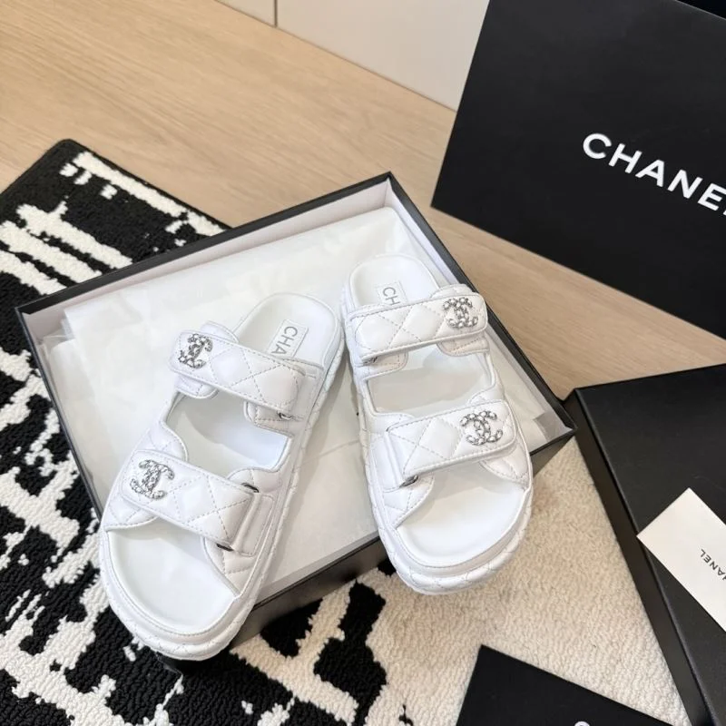 Chanel Slippers ModernLook 19743