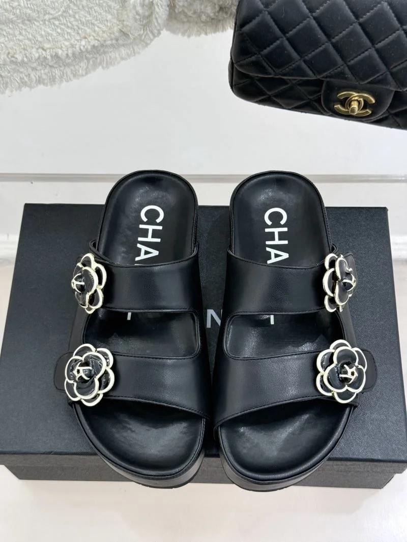 Chanel Slippers EyeCatching 19682