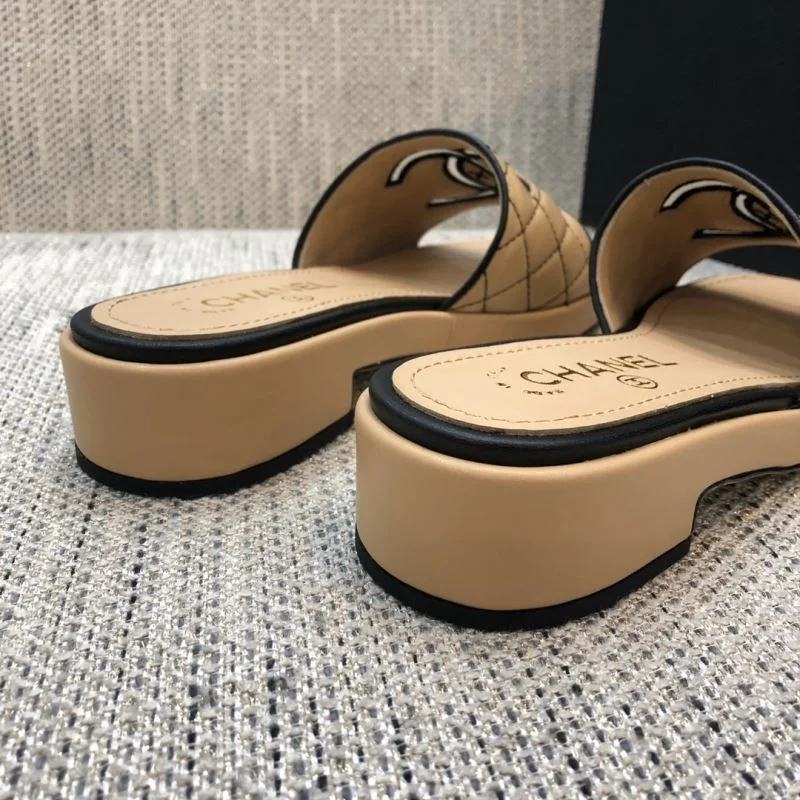 Chanel Slippers QuickDry 19681