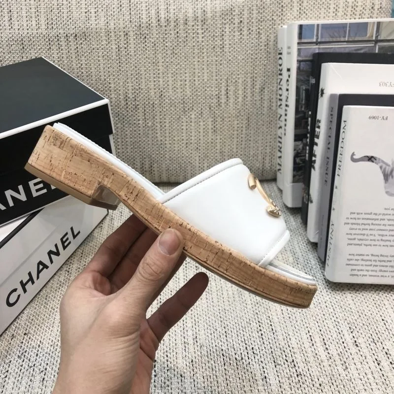 WrinkleFree Chanel Slippers 19649