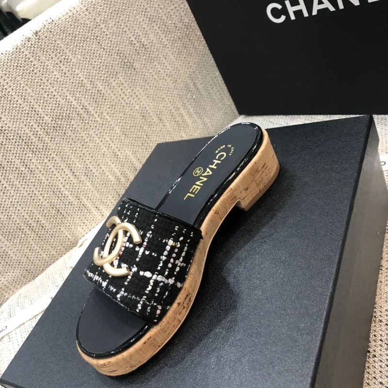 Chanel Slippers UrbanChic 19647