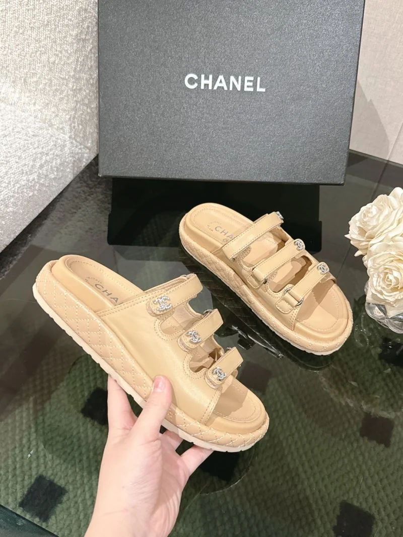 Effortless Chanel Slippers 19644