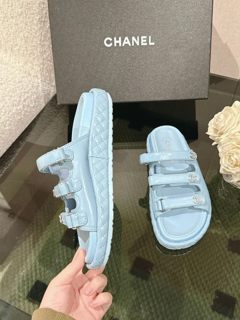 Chanel Slippers Unique 19642