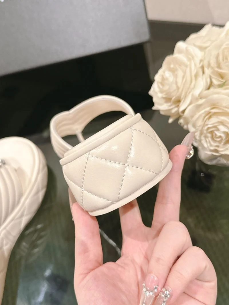 Chanel Slippers MoistureWicking 19629
