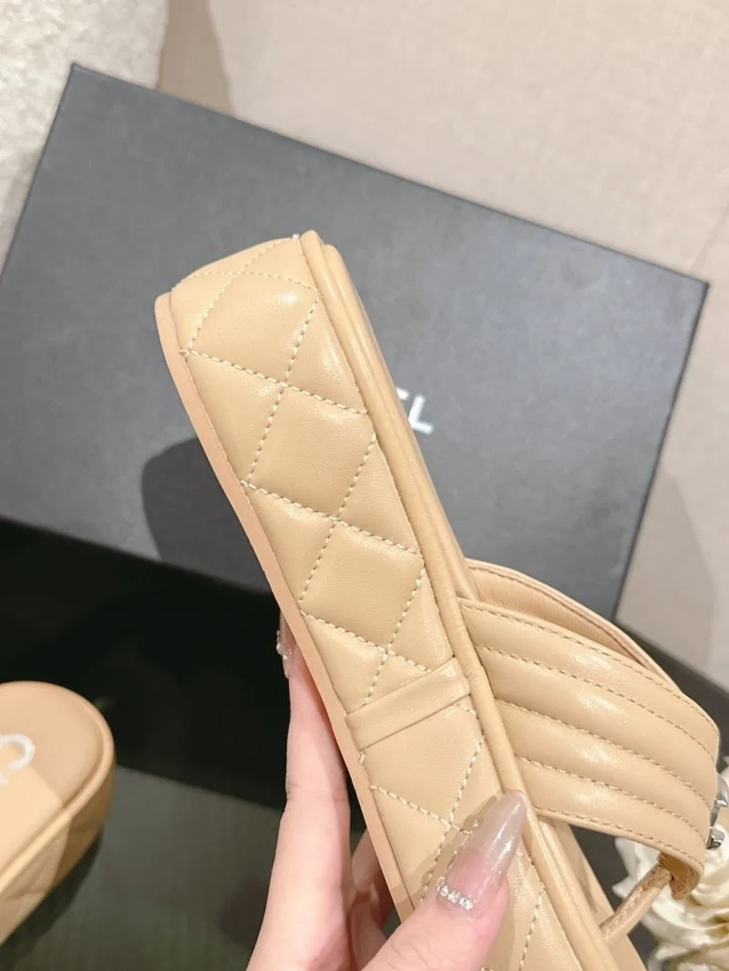 Chanel Slippers Comfortable 19631