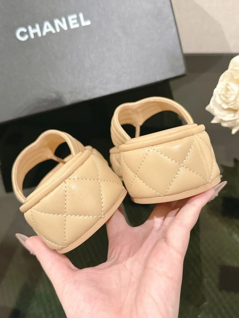 Chanel Slippers Comfortable 19631