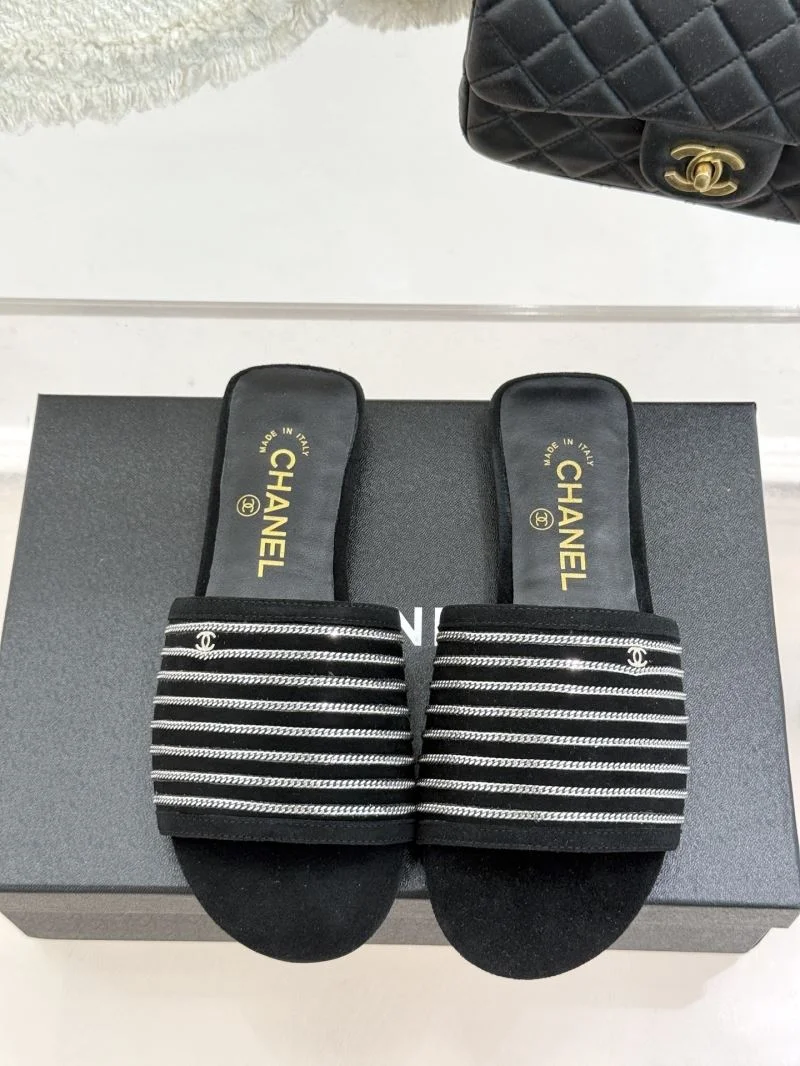 Contemporary Chanel Slippers 19620