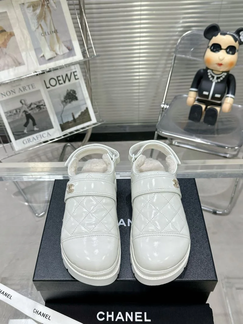 SoftTouch Chanel Slippers 19616