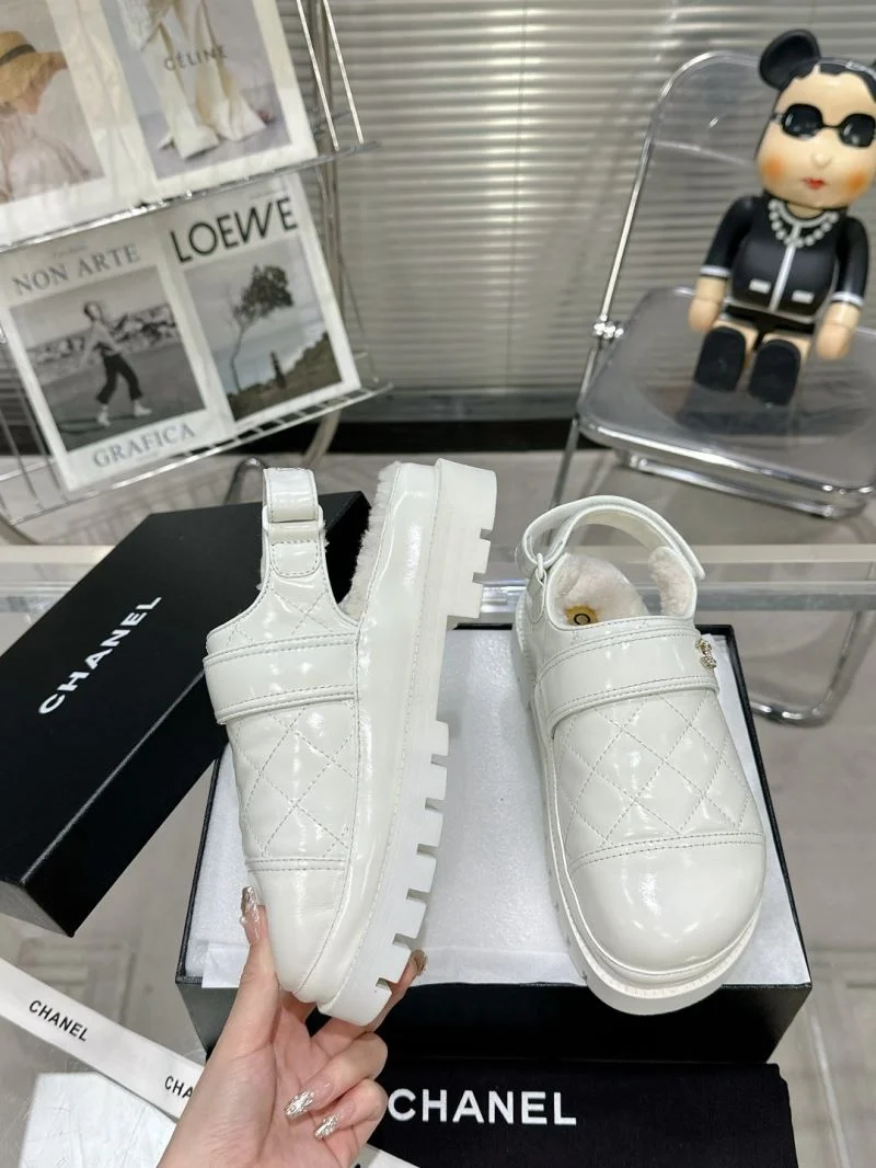 SoftTouch Chanel Slippers 19616