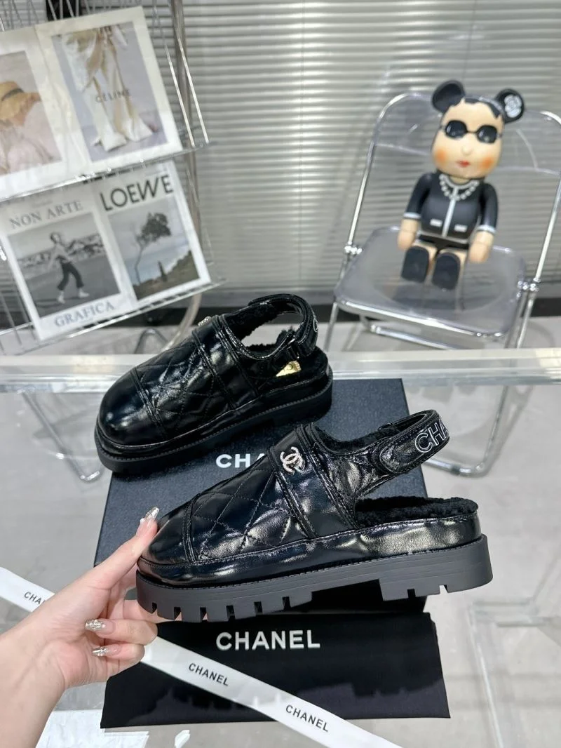 ModernLook Chanel Slippers 19609