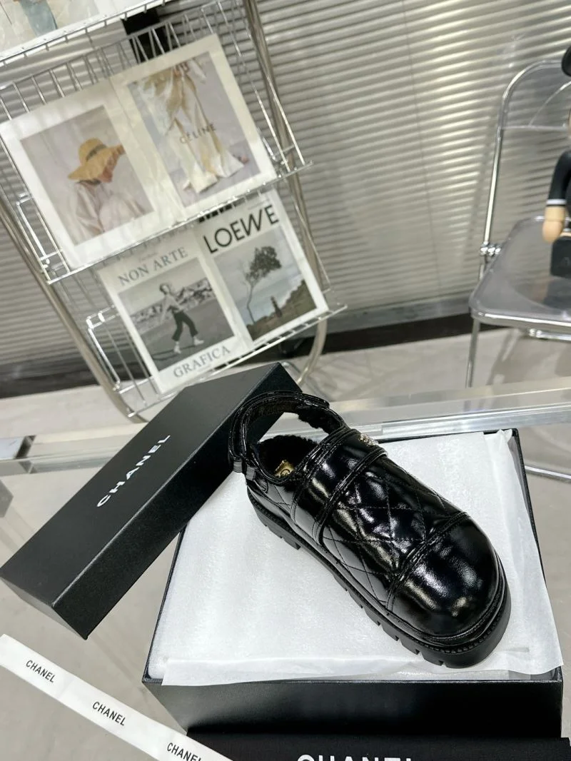 ModernLook Chanel Slippers 19609