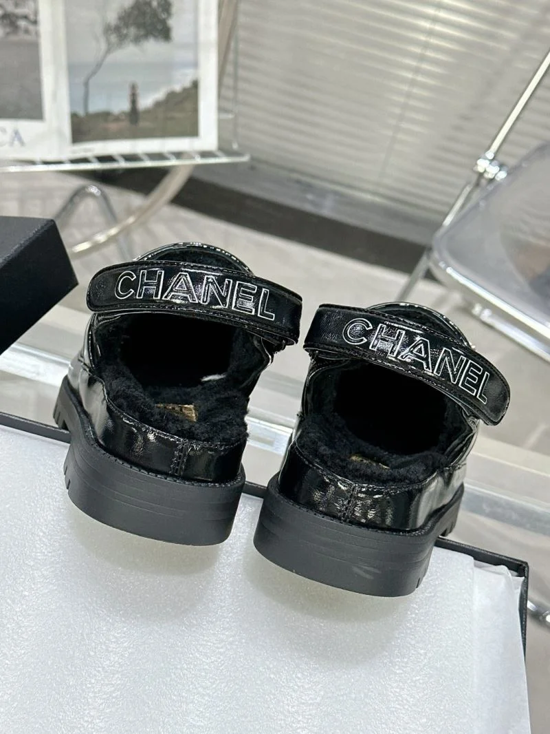 ModernLook Chanel Slippers 19609