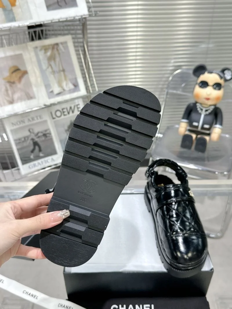 ModernLook Chanel Slippers 19609