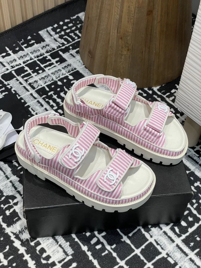 Trendy Chanel Slippers 19612