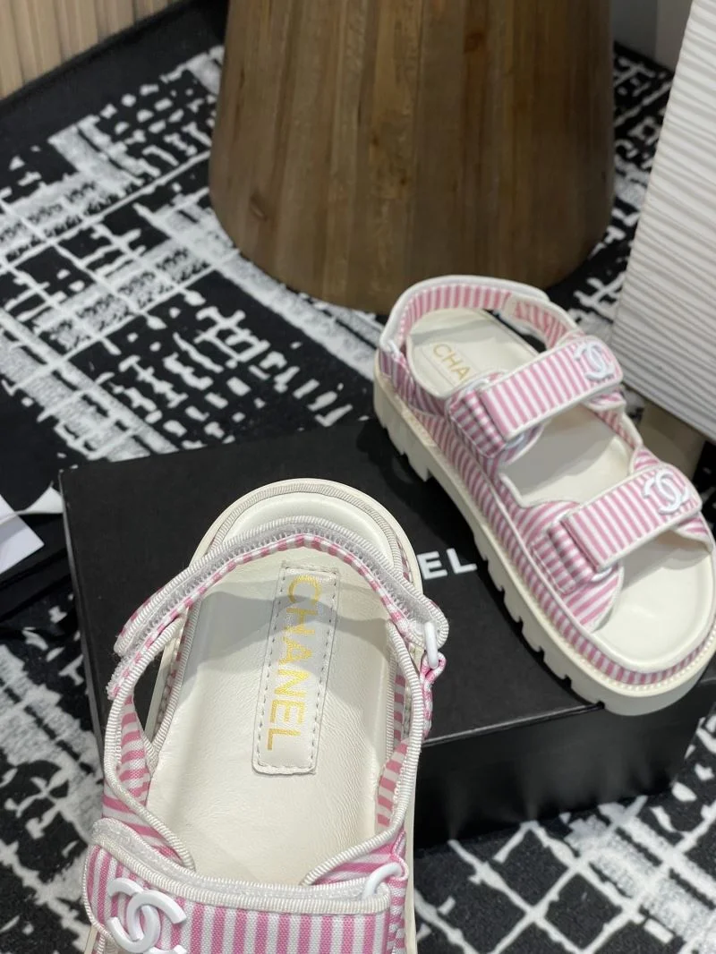 Trendy Chanel Slippers 19612