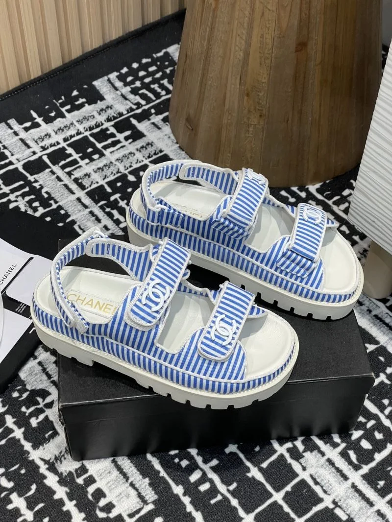 Chanel Slippers Sporty 19585