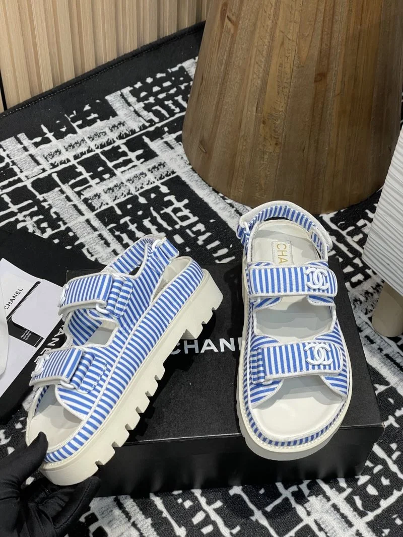 Chanel Slippers Sporty 19585