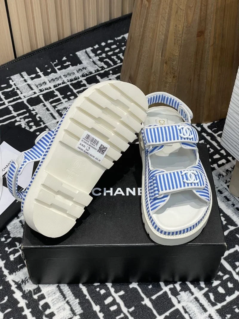 Chanel Slippers Sporty 19585