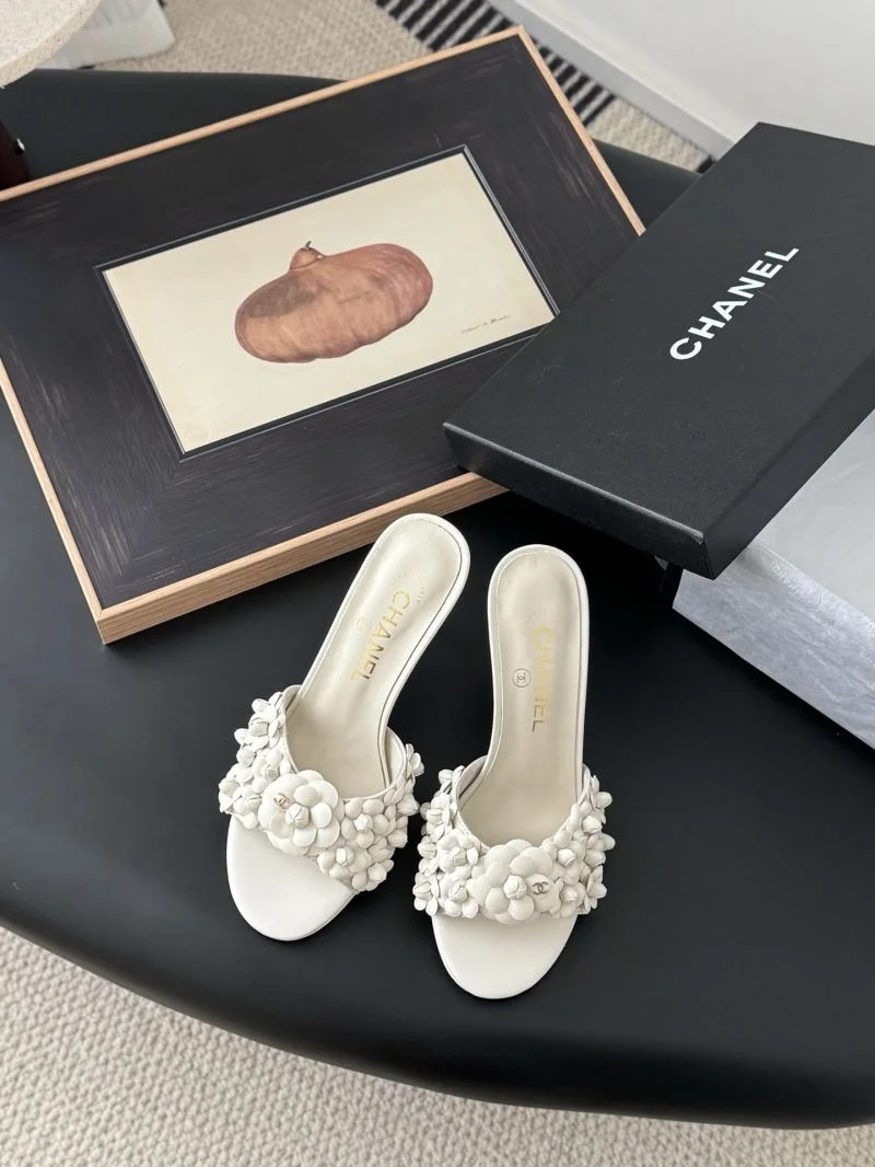 Sporty Chanel Slippers 19578