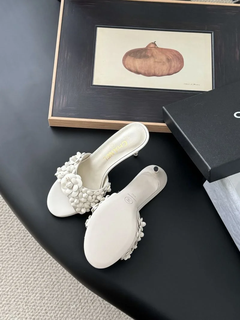 Sporty Chanel Slippers 19578