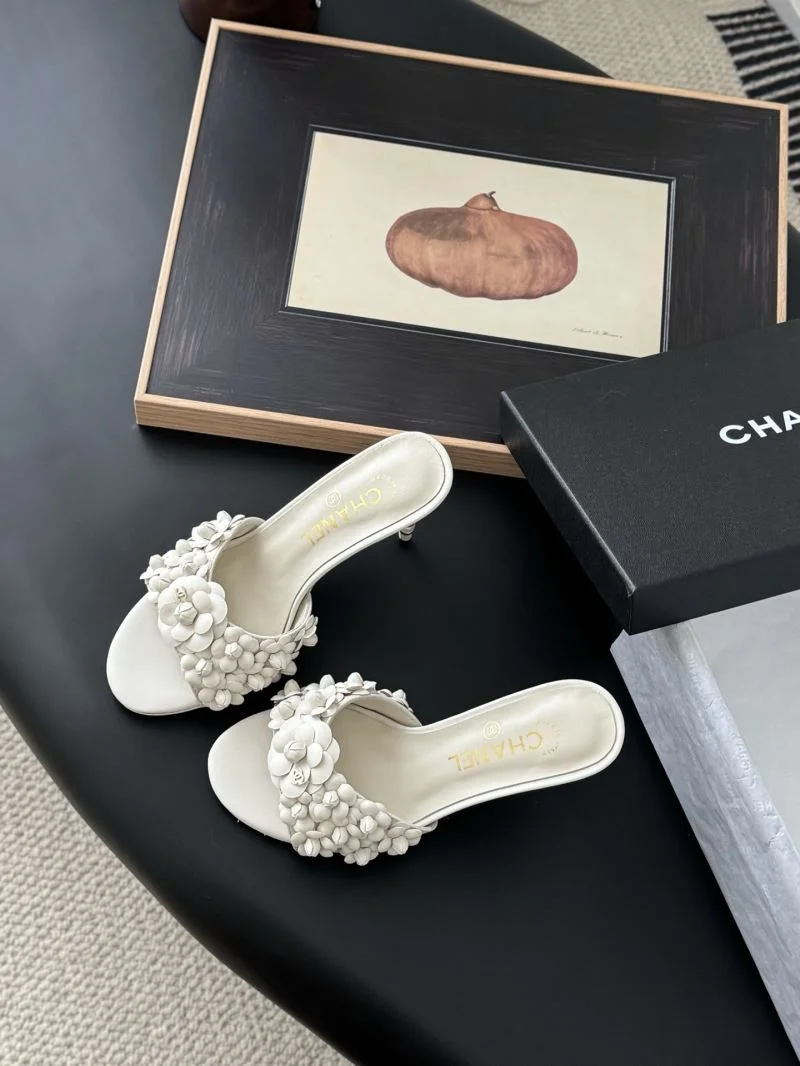 Sporty Chanel Slippers 19578