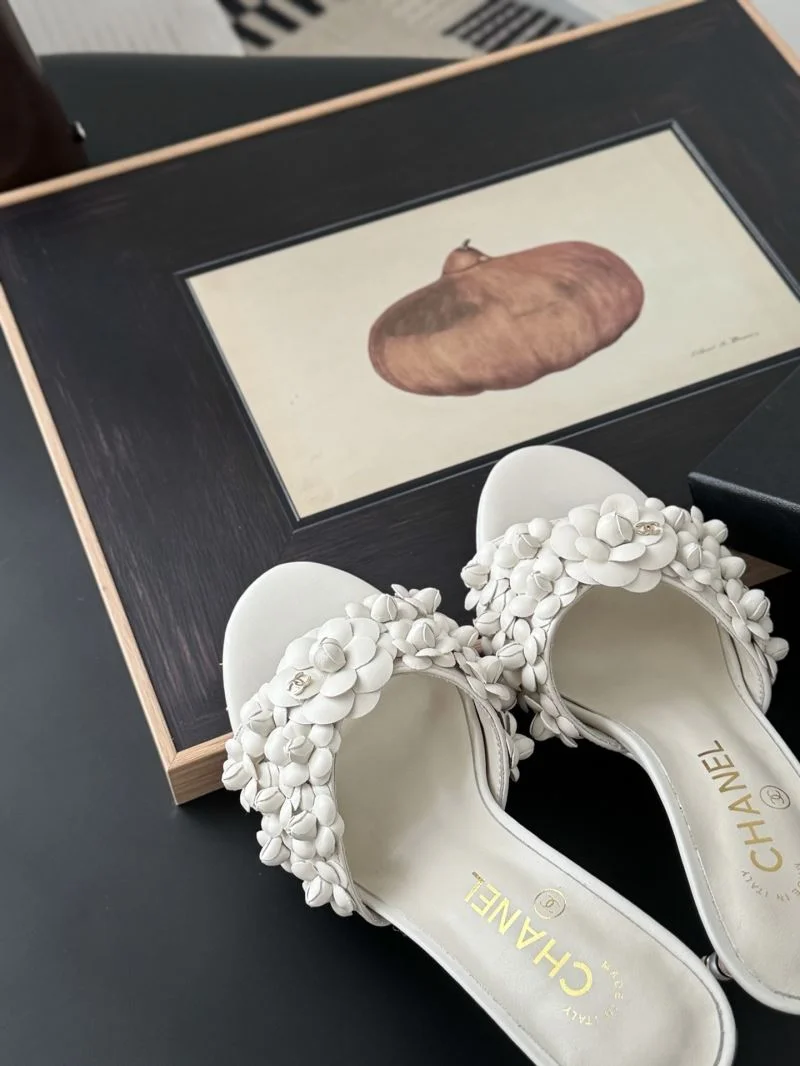 Sporty Chanel Slippers 19578