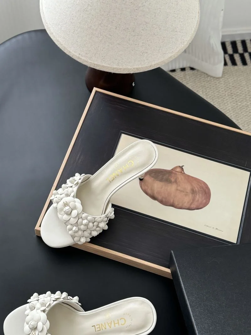 Sporty Chanel Slippers 19578