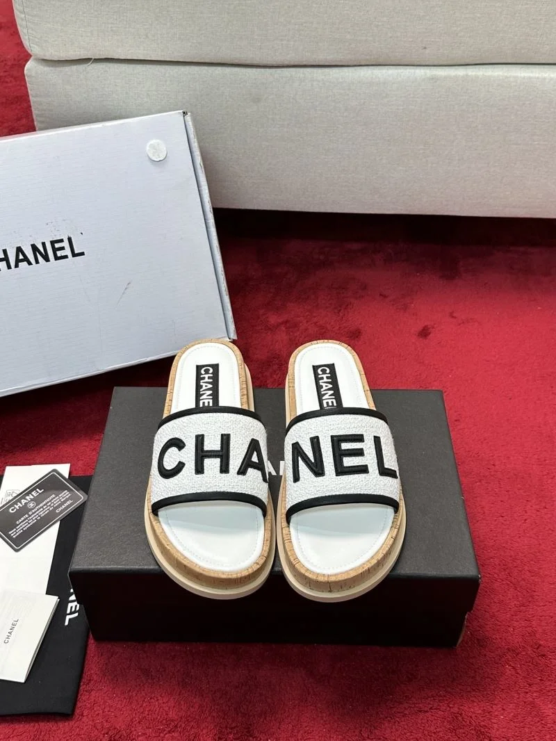 Chanel Slippers Fashionable 19566