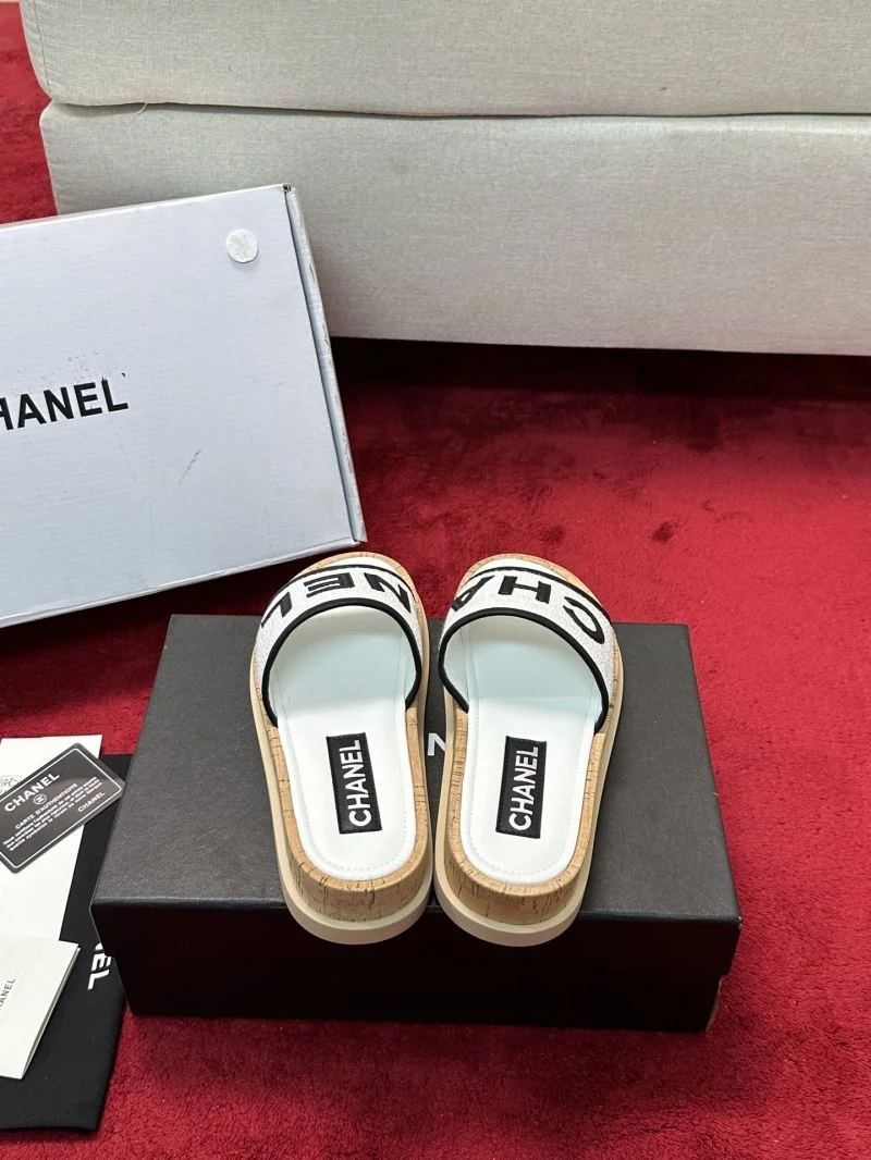 Chanel Slippers Fashionable 19566