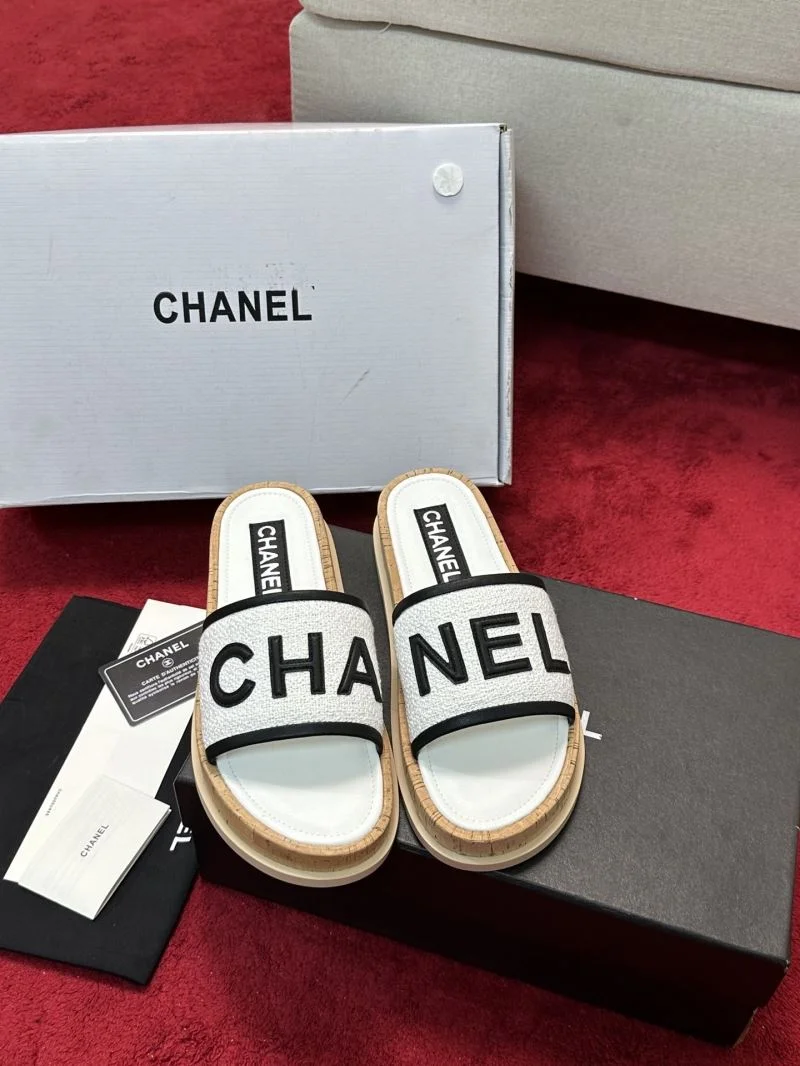 Chanel Slippers Fashionable 19566